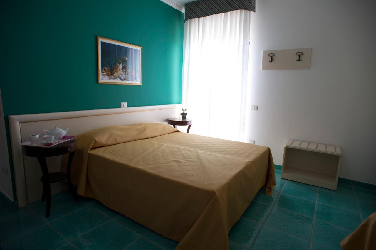 L'Ulivo Sul Mare Bed & Breakfast Cetraro Room photo